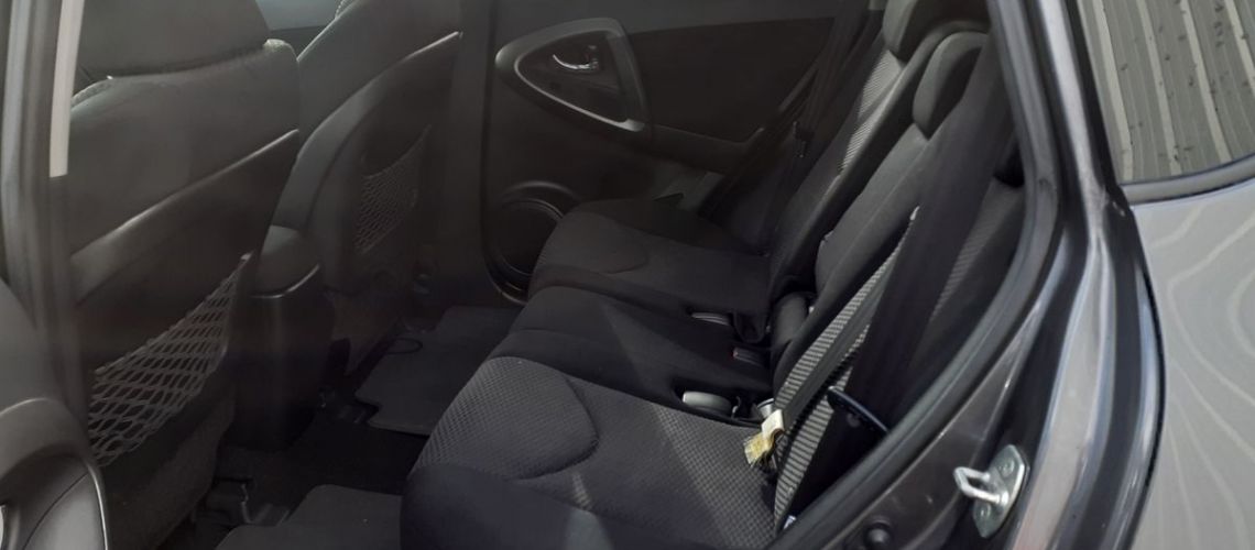 TOYOTA RAV4 2.2D4D