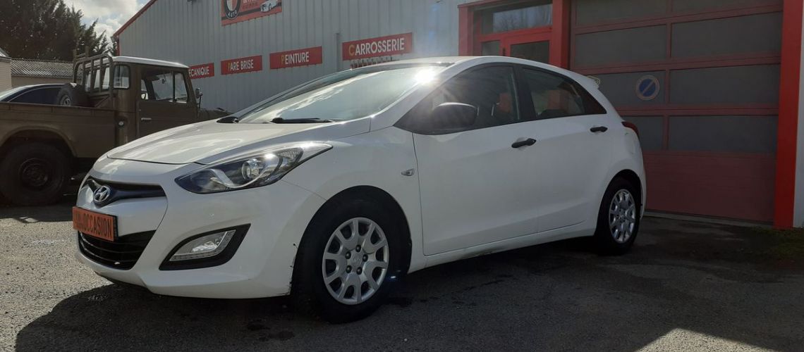 HYUNDAI I30 1.4 16V 5 PORTES